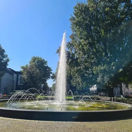 City-apartment, Zentral, & Netflix