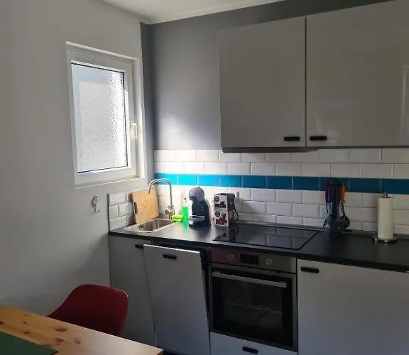 City-apartment, Zentral, & Netflix * Krefeld