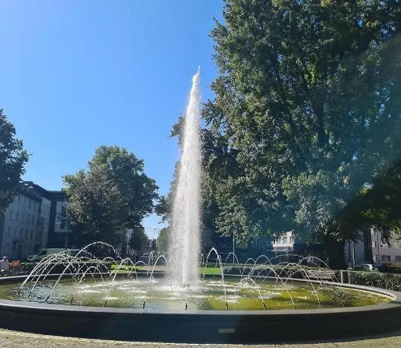 City-apartment, Zentral, & Netflix