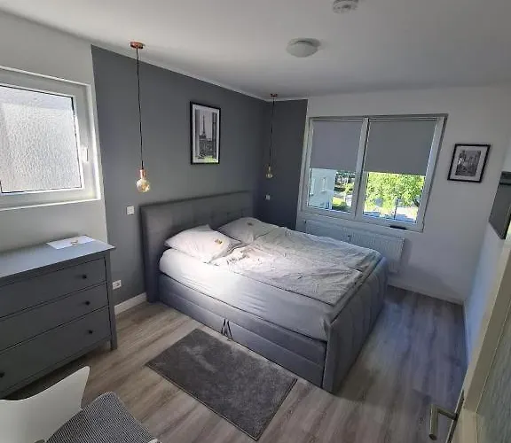 City-apartment, Zentral, & Netflix Appartement Krefeld